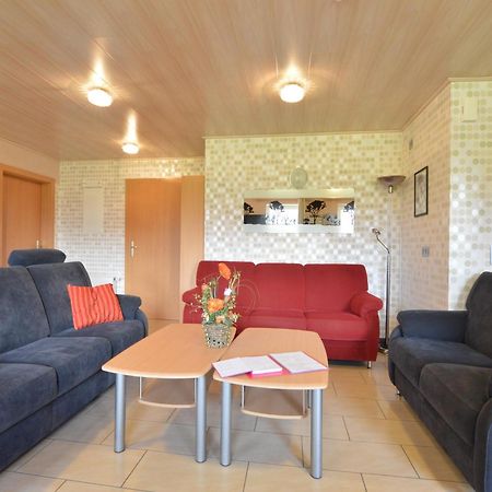 Comfy Holiday Home In Burg Reuland With Sauna Terrace Bbq מראה חיצוני תמונה