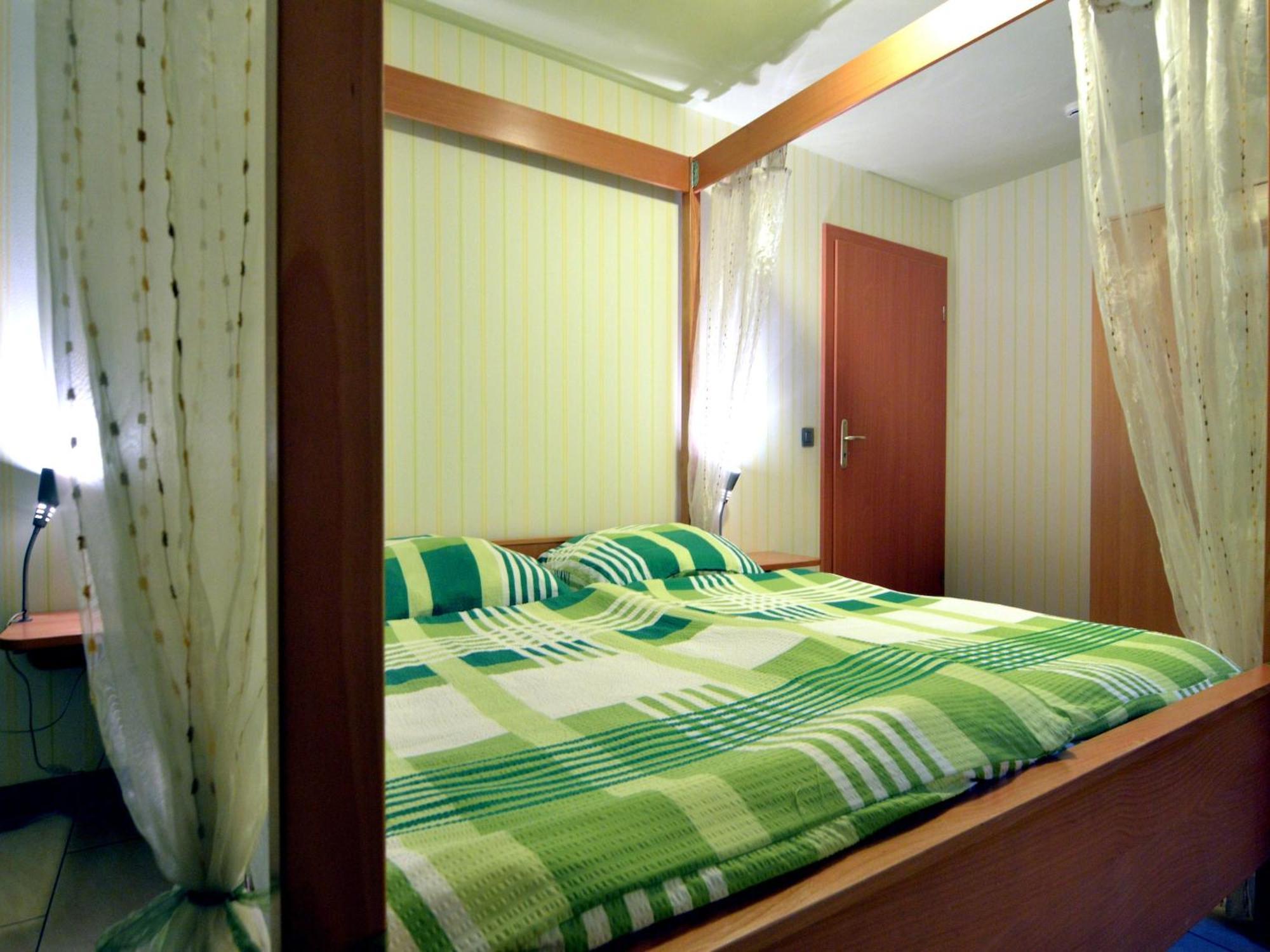 Comfy Holiday Home In Burg Reuland With Sauna Terrace Bbq מראה חיצוני תמונה