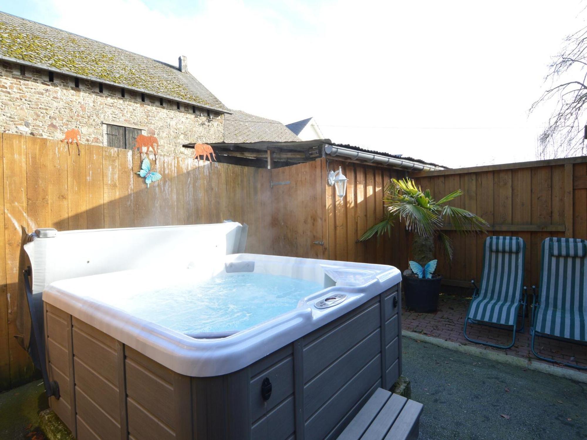Comfy Holiday Home In Burg Reuland With Sauna Terrace Bbq מראה חיצוני תמונה